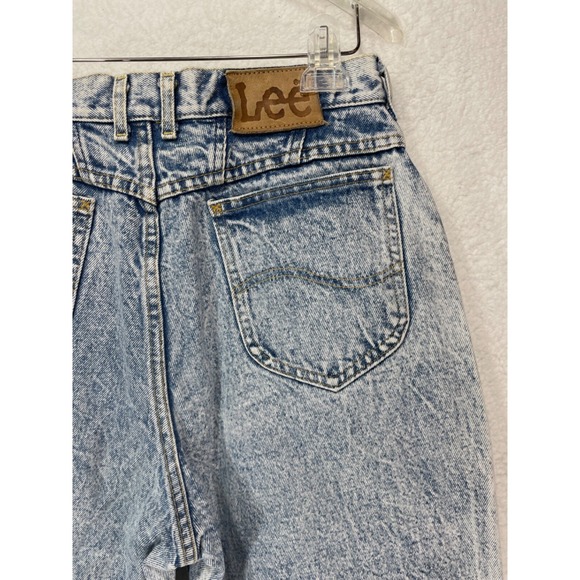 Lee Rider's Women's size 16 Vintage Acid Wash High Waist Tapered Leg - Picture 7 of 14